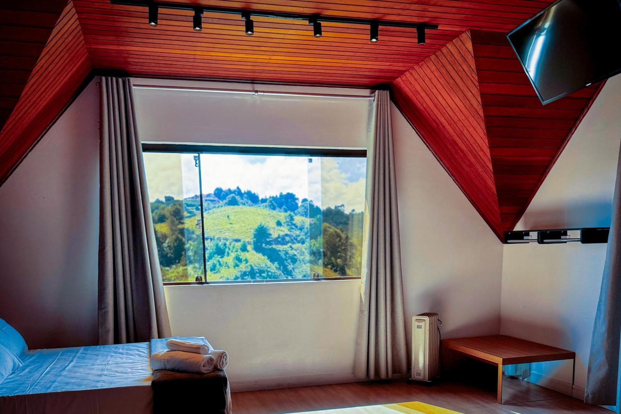 Velinn Casa De Campos Mountain House